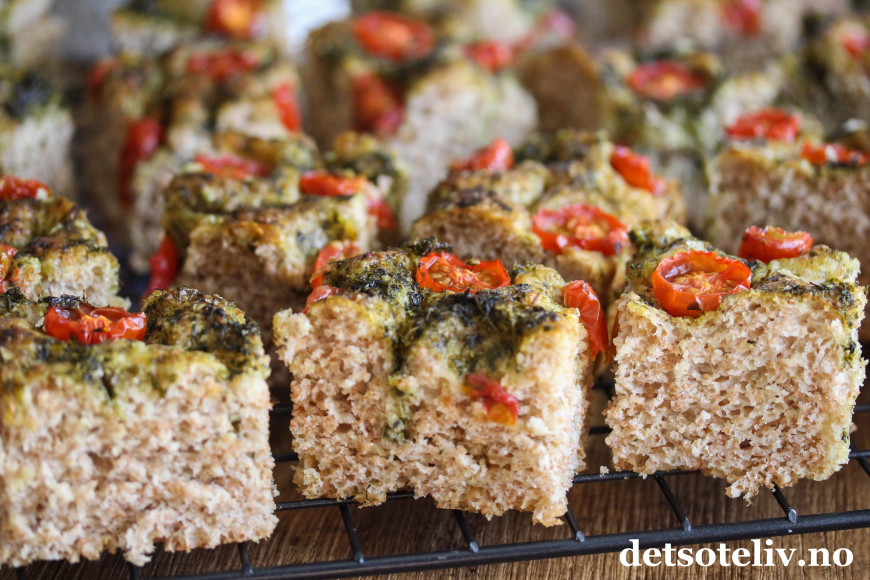 Focaccia med spelt - en smakfull og enkel oppskrift Focaccia med spelt - en smakfull og enkel oppskrift