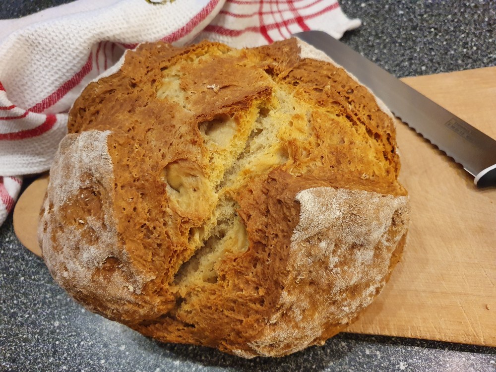 Brød uten gjær: Enkle oppskrifter for nydelig hjemmebakt brød Brød uten gjær: Enkle oppskrifter for nydelig hjemmebakt brød