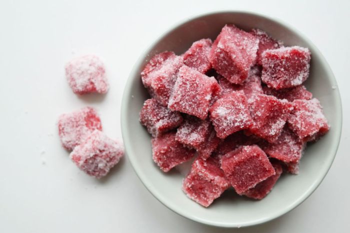 Julegodteri for barn: Enkle og morsomme oppskrifter Julegodteri for barn: Enkle og morsomme oppskrifter