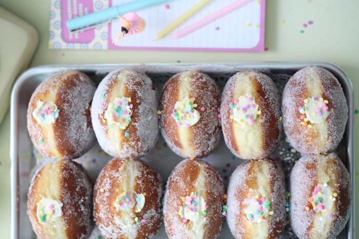 Lag deilige donuts uten frityr: En enkel og smakfull oppskrift Lag deilige donuts uten frityr: En enkel og smakfull oppskrift