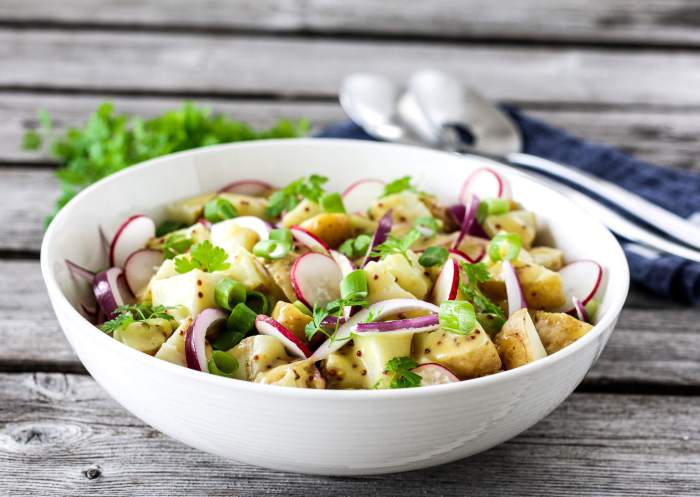 Potetsalat med sennep: En enkel og deilig klassiker Potetsalat med sennep: En enkel og deilig klassiker