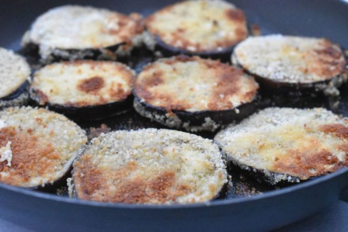 Aubergine i ovn: En enkel og smakfull oppskrift Aubergine i ovn: En enkel og smakfull oppskrift