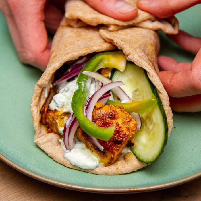 Lag en deilig kyllinggyros med vår enkle oppskrift Lag en deilig kyllinggyros med vår enkle oppskrift