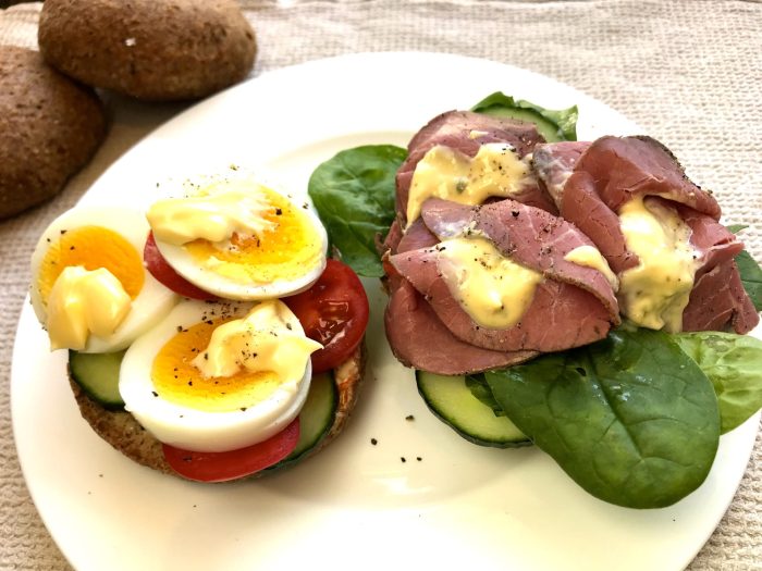Keto oppskrifter bok: Den komplette guiden til å lage deilige og sunne keto-måltider Keto oppskrifter bok: Den komplette guiden til å lage deilige og sunne keto-måltider