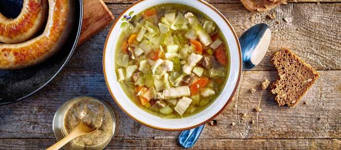 Lag smakfull kålsuppe med vår enkle oppskrift Lag smakfull kålsuppe med vår enkle oppskrift
