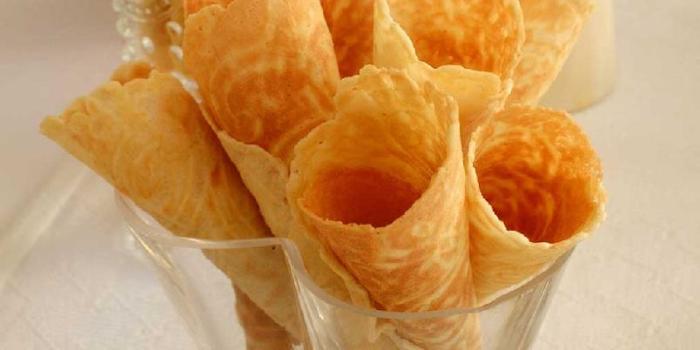 Glutenfrie krumkaker: En sprø og søt fryd Glutenfrie krumkaker: En sprø og søt fryd