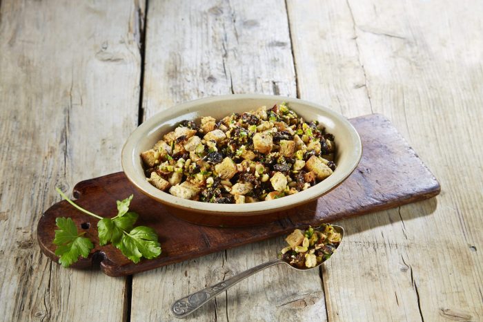 Brødstuffing oppskrift: Slik lager du den perfekte fyldige stuffing til dine måltider Brødstuffing oppskrift: Slik lager du den perfekte fyldige stuffing til dine måltider