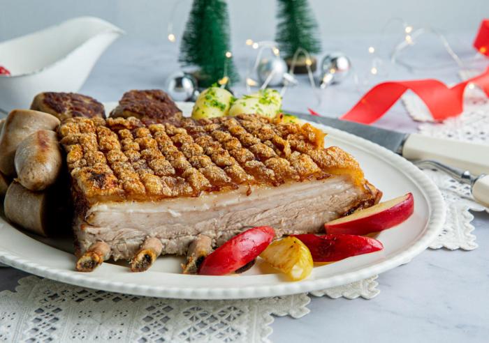 Tradisjonell ribbeoppskrift: Slik lager du den perfekte julemiddagen Tradisjonell ribbeoppskrift: Slik lager du den perfekte julemiddagen