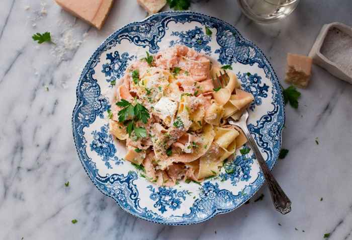 Lag din egen Pappardelle-pasta fra bunnen av Lag din egen Pappardelle-pasta fra bunnen av