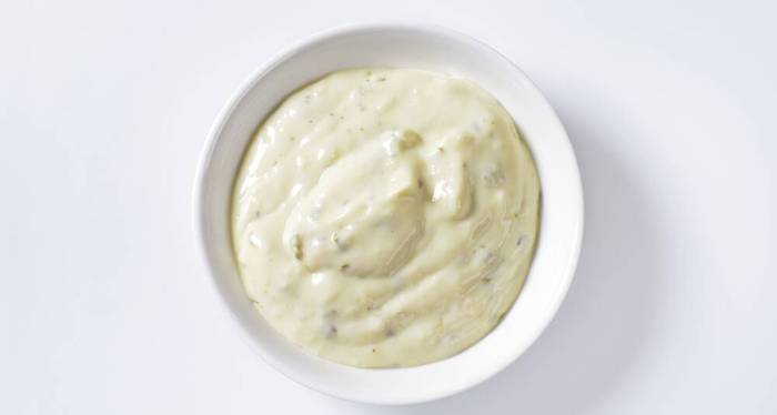 Lag din egen ranch dressing med denne enkle oppskriften Lag din egen ranch dressing med denne enkle oppskriften