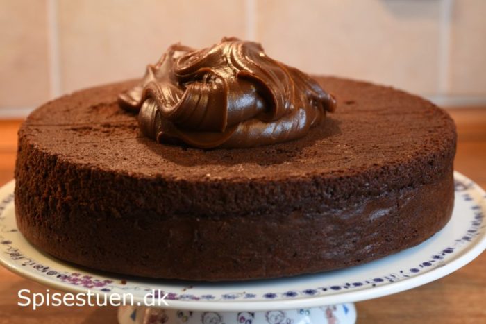 Mud Cake Oppskrift: En enkel guide til en deilig og saftig kake Mud Cake Oppskrift: En enkel guide til en deilig og saftig kake
