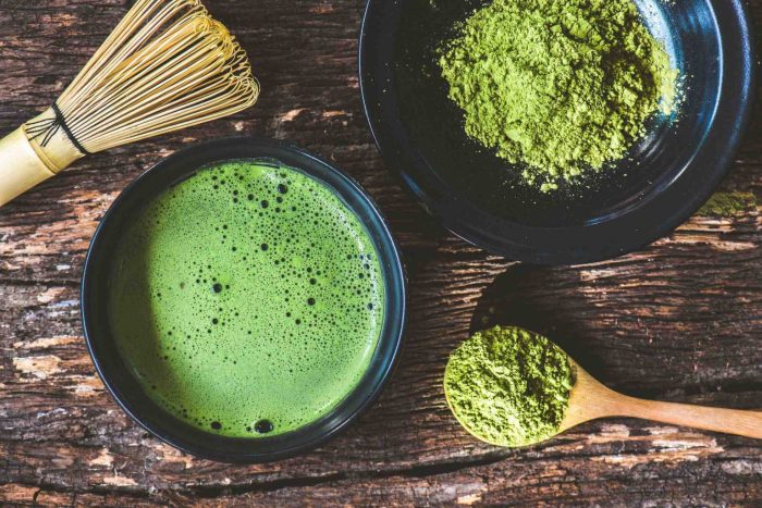 Lag deilig matcha te med vår enkle oppskrift Lag deilig matcha te med vår enkle oppskrift