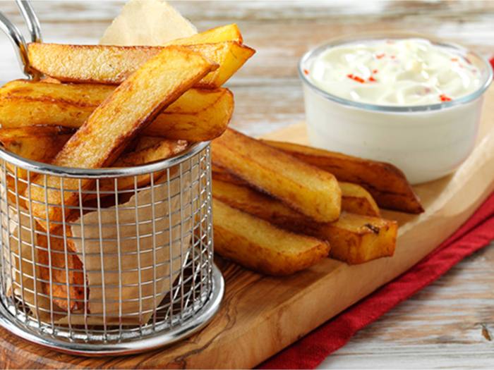 Oppskrift pommes frites: Lag sprø og deilige pommes frites hjemme Oppskrift pommes frites: Lag sprø og deilige pommes frites hjemme
