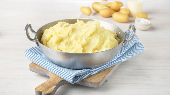 Trines potetmosoppskrift: En komplett guide til å lage den perfekte potetmosen Trines potetmosoppskrift: En komplett guide til å lage den perfekte potetmosen