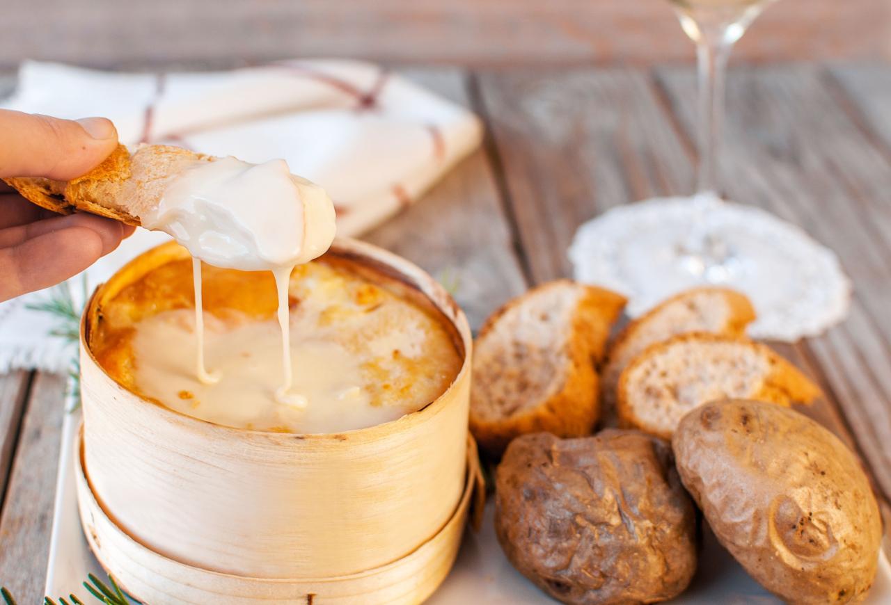 Mont d'Or-oppskrift: En guide til den franske delikatesse Mont d'Or-oppskrift: En guide til den franske delikatesse