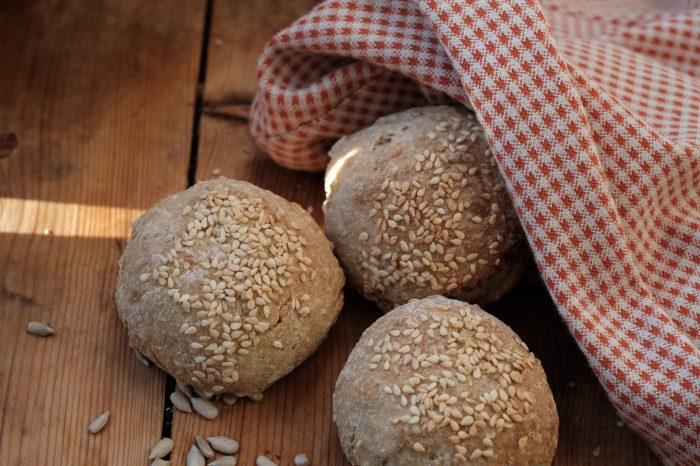 Oppskrift brød med havremel: Enkle og næringsrike hjemmebakte godsaker Oppskrift brød med havremel: Enkle og næringsrike hjemmebakte godsaker