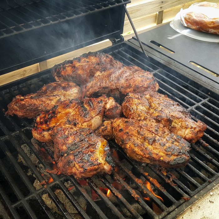 Nakkekoteletter med marinade: En smaksrik reise Nakkekoteletter med marinade: En smaksrik reise