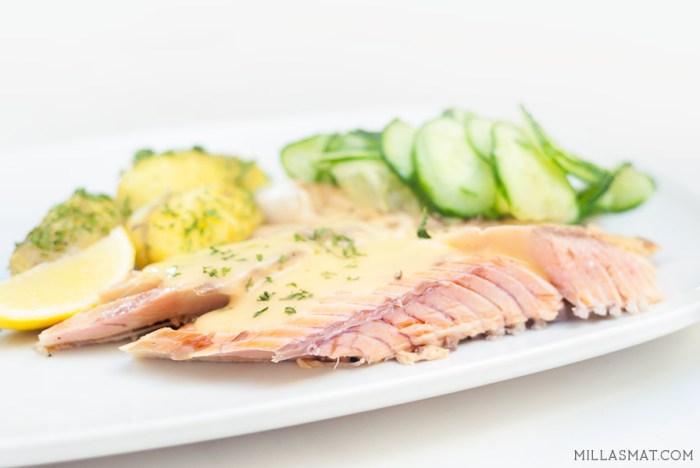 Ovnsbakt hel ørret: En smaksrik og sunn middag Ovnsbakt hel ørret: En smaksrik og sunn middag