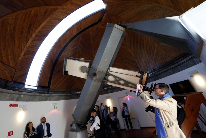 Observatoriet Omvisning, Ta En Omvisning På Observatoriet Og Oppdag Astronomiens Spennende Verden! Observatoriet Omvisning, Ta En Omvisning På Observatoriet Og Oppdag Astronomiens Spennende Verden!
