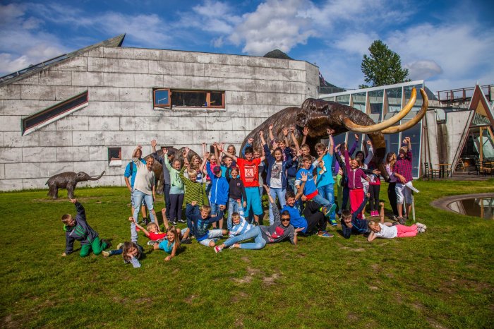 Omvisning Bremuseet, Utforsk Bremuseet Med En Omvisning Og LæR Om Isbreene Og Deres Betydning For Klimaet! Omvisning Bremuseet, Utforsk Bremuseet Med En Omvisning Og LæR Om Isbreene Og Deres Betydning For Klimaet!
