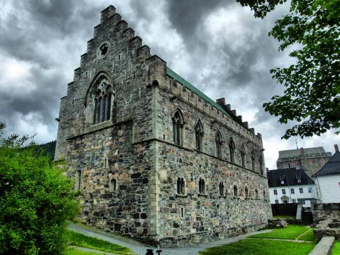 Omvisning HåKonshallen, Ta En Omvisning I HåKonshallen Og Opplev En Viktig Del Av Norges Middelalderhistorie! Omvisning HåKonshallen, Ta En Omvisning I HåKonshallen Og Opplev En Viktig Del Av Norges Middelalderhistorie!
