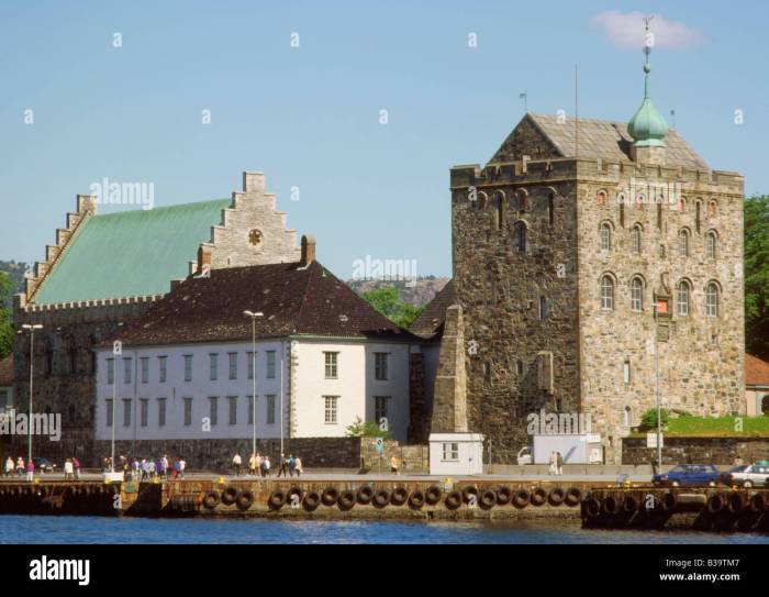 Omvisning HåKonshallen, Ta En Omvisning I HåKonshallen Og Opplev En Viktig Del Av Norges Middelalderhistorie! Omvisning HåKonshallen, Ta En Omvisning I HåKonshallen Og Opplev En Viktig Del Av Norges Middelalderhistorie!