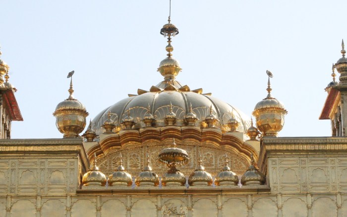 Omvisning I Gurdwara, LæR Om Sikhismens Tradisjoner Med En Omvisning I En Gurdwara – En åNdelig Reise! Omvisning I Gurdwara, LæR Om Sikhismens Tradisjoner Med En Omvisning I En Gurdwara – En åNdelig Reise!