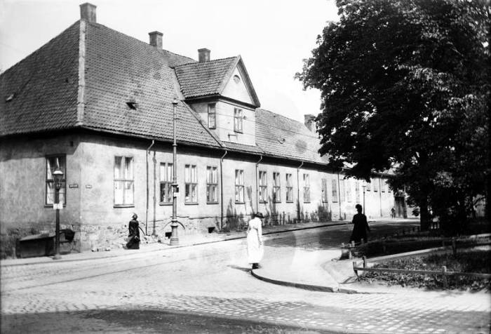 Omvisning LadegåRden, Utforsk LadegåRdens Historie Med En Omvisning – En Reise Gjennom Oslos Fortid! Omvisning LadegåRden, Utforsk LadegåRdens Historie Med En Omvisning – En Reise Gjennom Oslos Fortid!