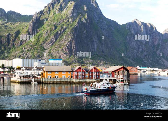 TuristbåT Omvisning, Utforsk Norge Fra Vannet Med En Omvisning På En TuristbåT – En NaturskjøNn Opplevelse! TuristbåT Omvisning, Utforsk Norge Fra Vannet Med En Omvisning På En TuristbåT – En NaturskjøNn Opplevelse!