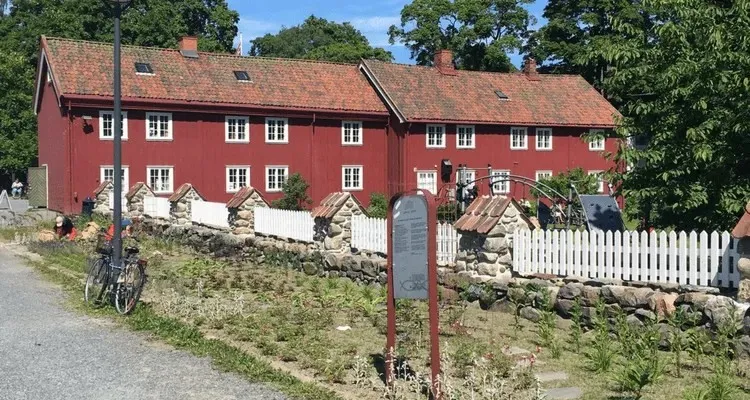 Norway norwegian Gjøvik gård omvisning