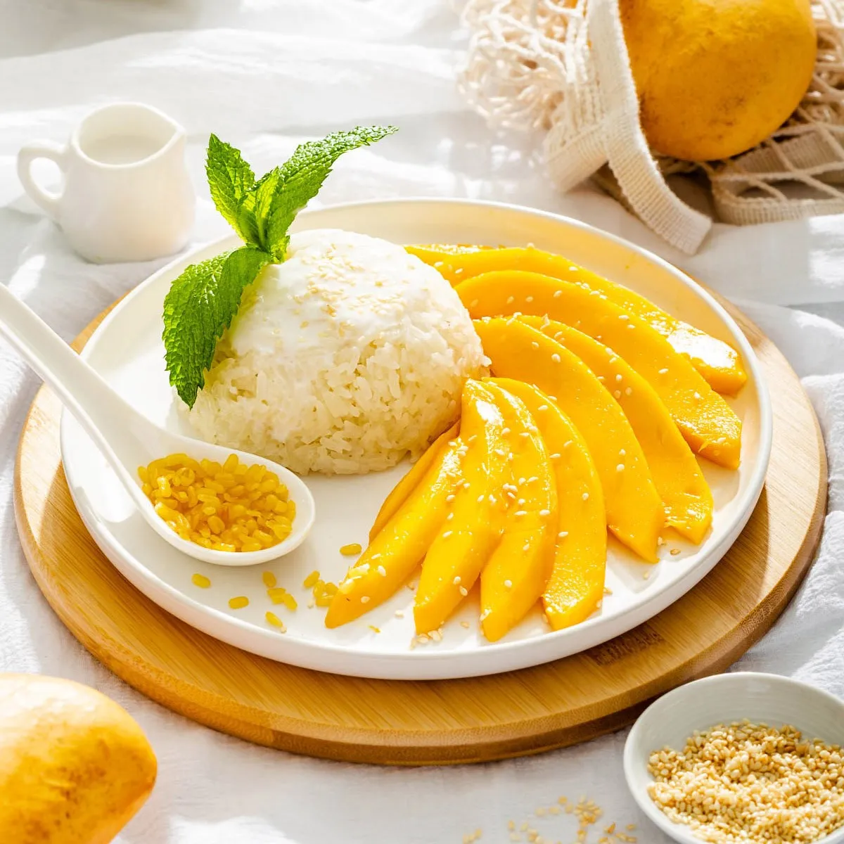 Rice sticky mango coconut cream kitschencat thai dessert recipe spicy refreshing creamy meal end perfect classic recipes Mango sticky rice oppskrift