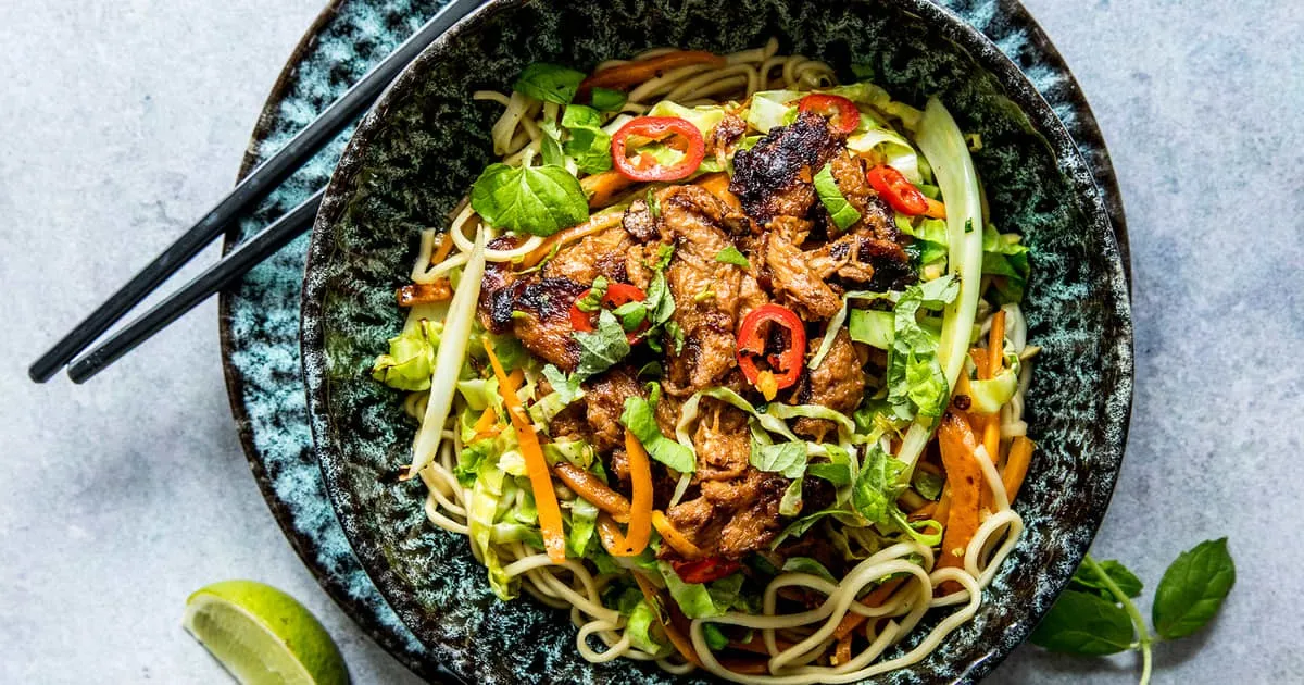 Nudler wok vegetarisk oppskrifter Udon nudler oppskrift