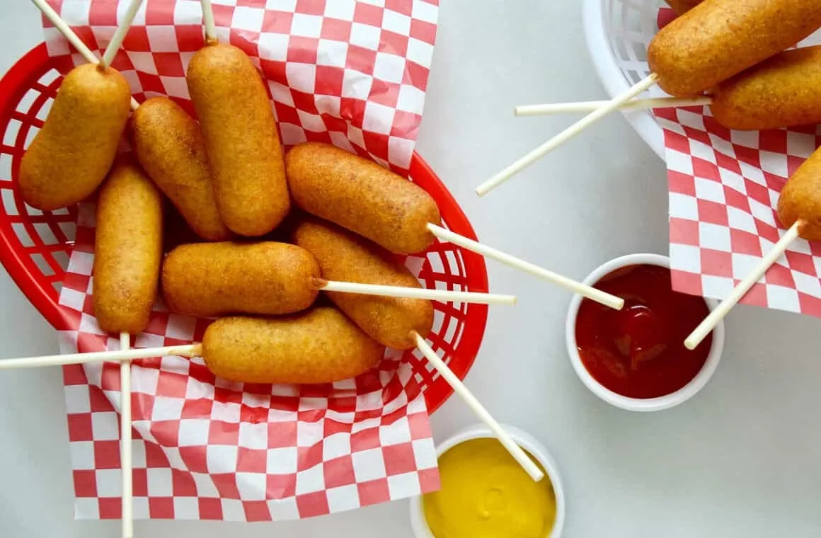 Corn banderillas corndog recette justataste salchicha mozzarella sosis fried banget endes jajanan kini kesempatan Corndog oppskrift