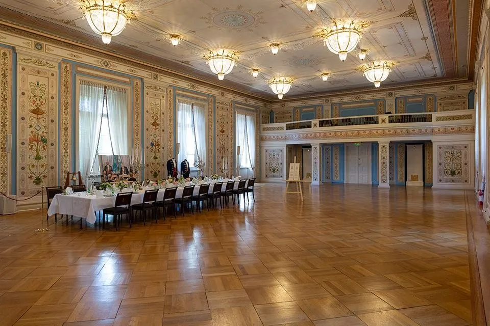 Palace norway royal oslo Det kongelige slott oslo omvisning