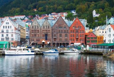 Omvisning Bergen, Utforsk Bergens Vakreste Steder Med En Omvisning – En Reise Gjennom Byens Historie!