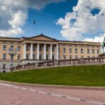 Omvisning På Kongehuset, Få Et Eksklusivt Innblikk I Det Norske Kongehuset Med En Omvisning – En Kongelig Opplevelse!