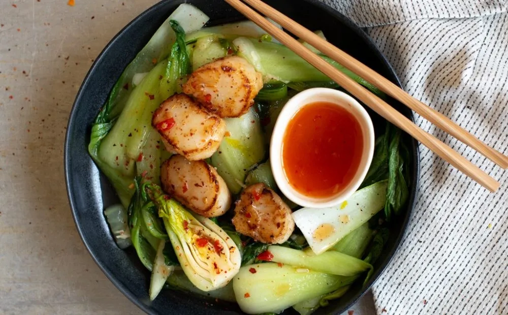 Chilisaus pak choy kamskjell