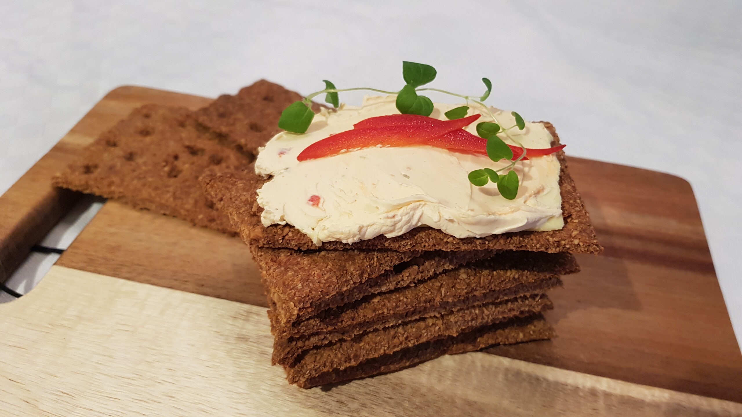 Lavkarbo knekkebrød oppskrift