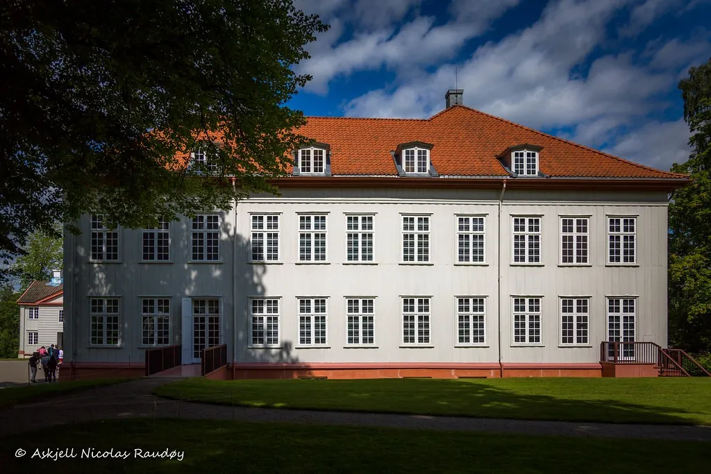 Eidsvoll 1814 byggmesteren restaurering malt kriminelle statsbygg norsk innsats ferdig avdeling ble