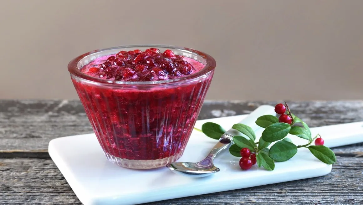 Rørte tyttebær oppskrift