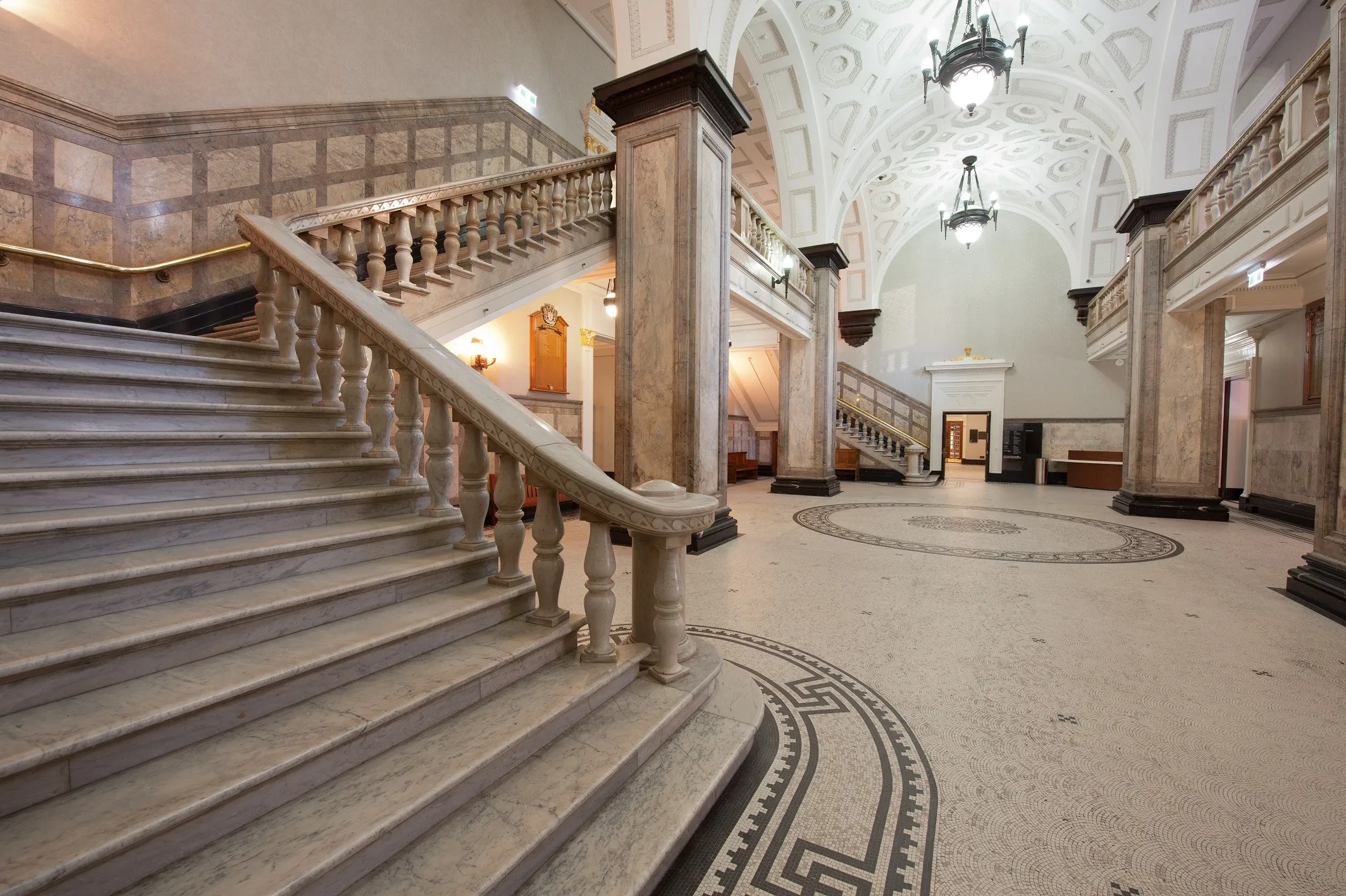 Toronto city hall tour guided self cc flickr kua benson credit doors open