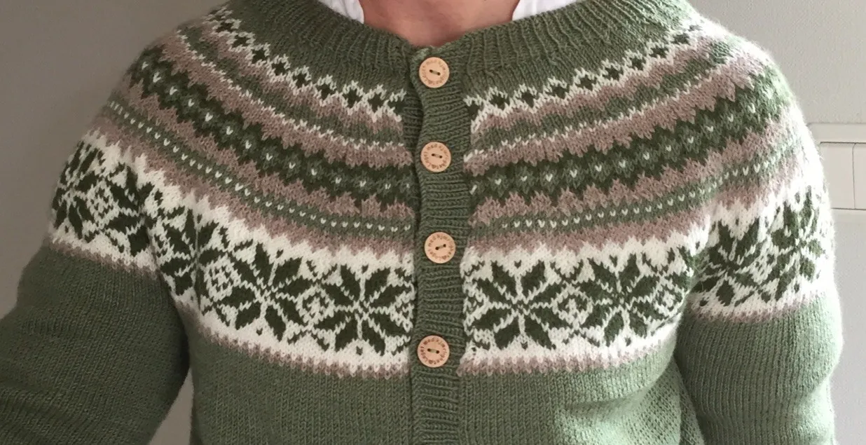 Nancy kofte dame gratis oppskrift