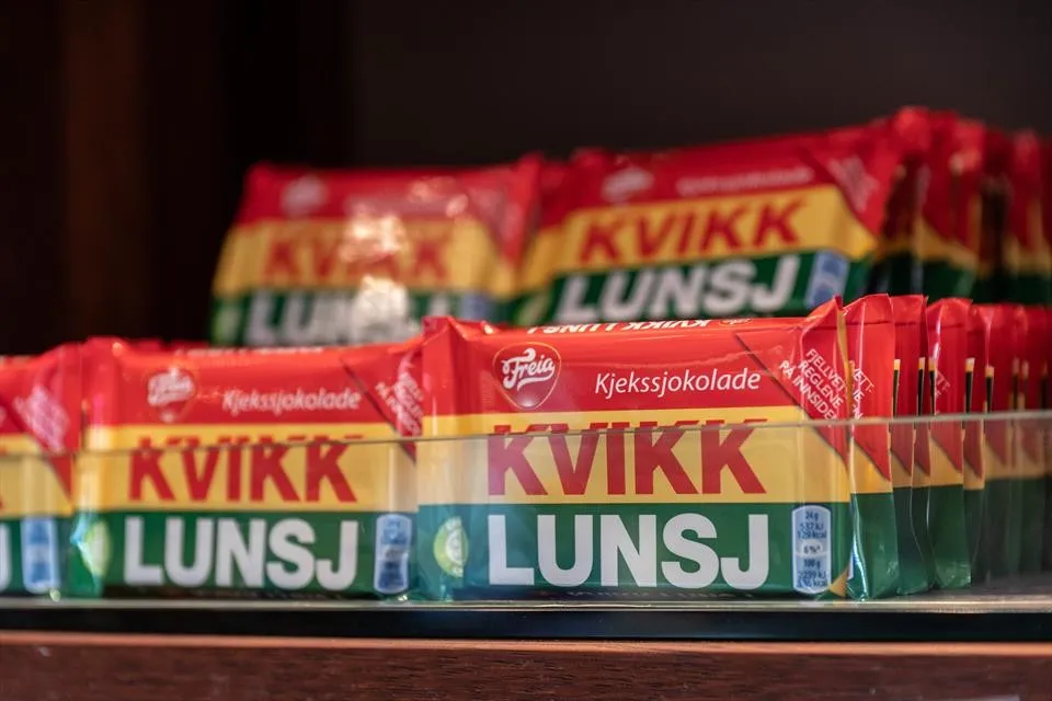 Freia lunsj chocolate factory ages tour jiang hundred produces tens norwegians delicious than years products tnp