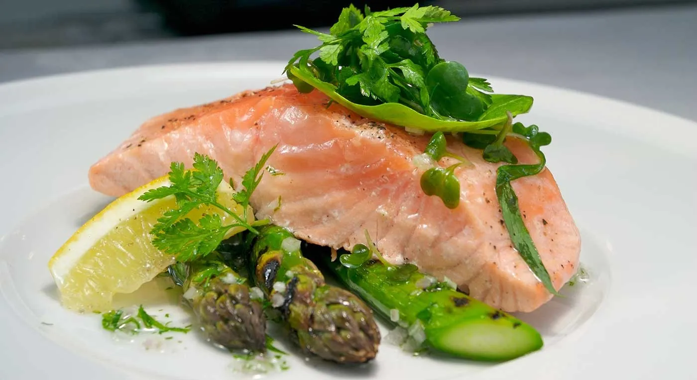 Laks potetsalat grillet tidsforbruk meny mangosalsa