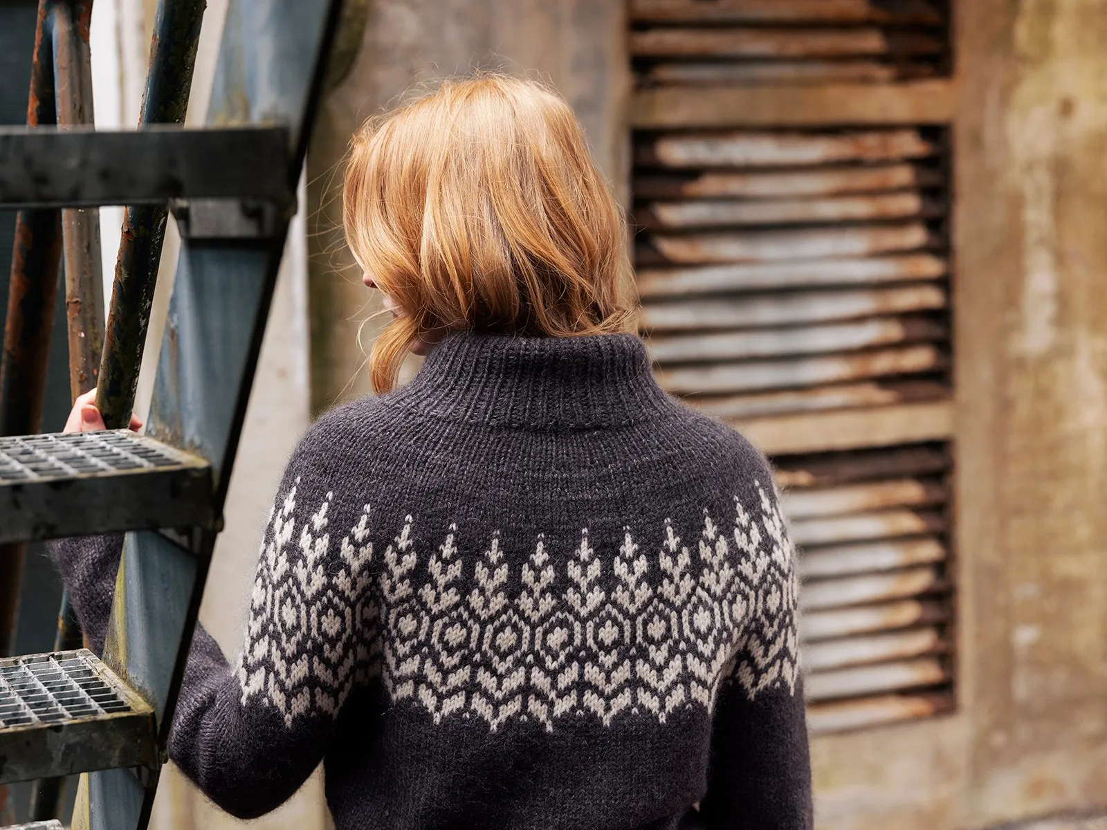 Filcolana sommerbluse kastellet opskrift topp arwetta strikkeopskrift oppskrift garn tilia ditte leche saturnia strikkepakke