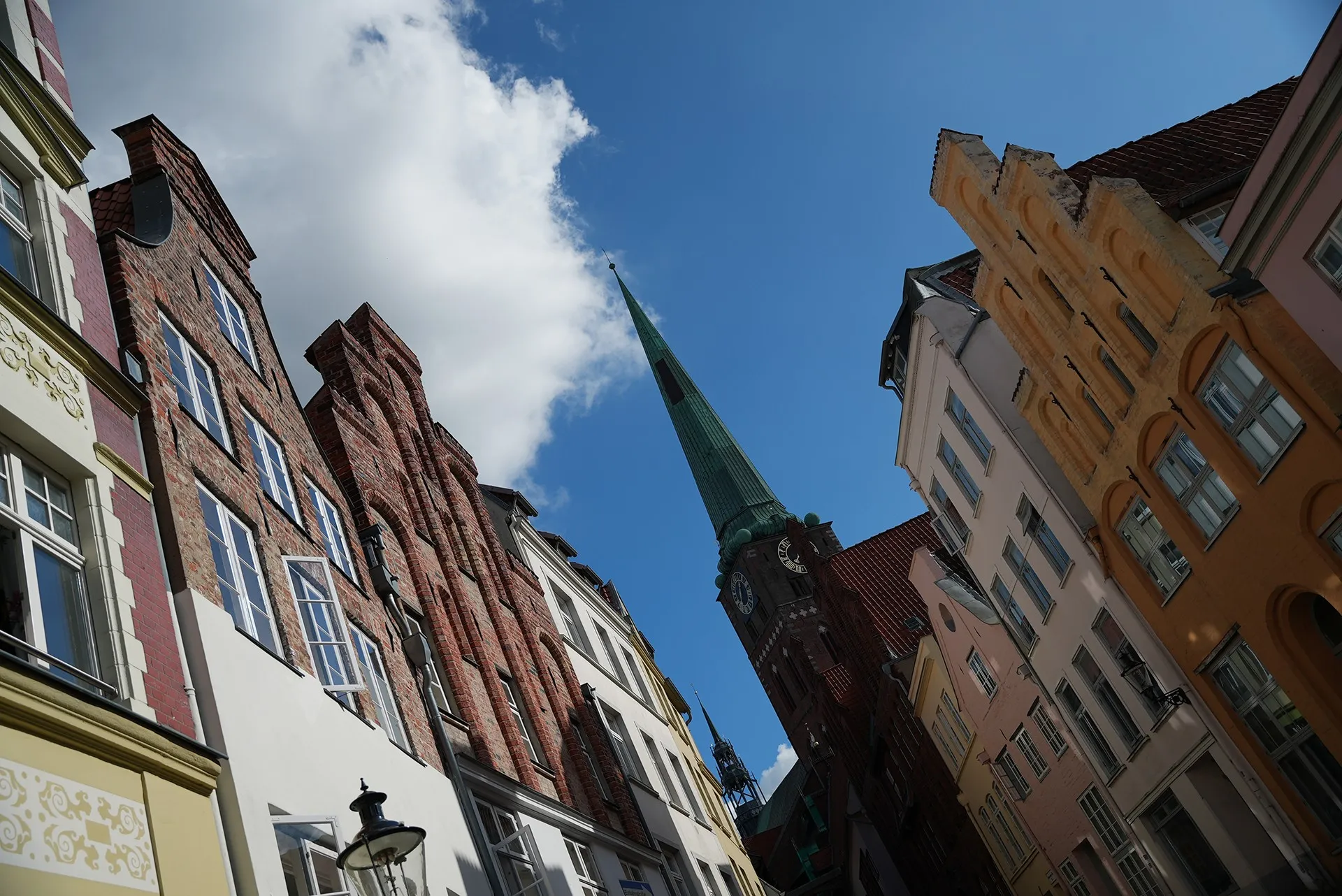 Omvisning 12 mai Mariakirken, Bli med på omvisning i Mariakirken 12. mai – en historisk opplevelse!