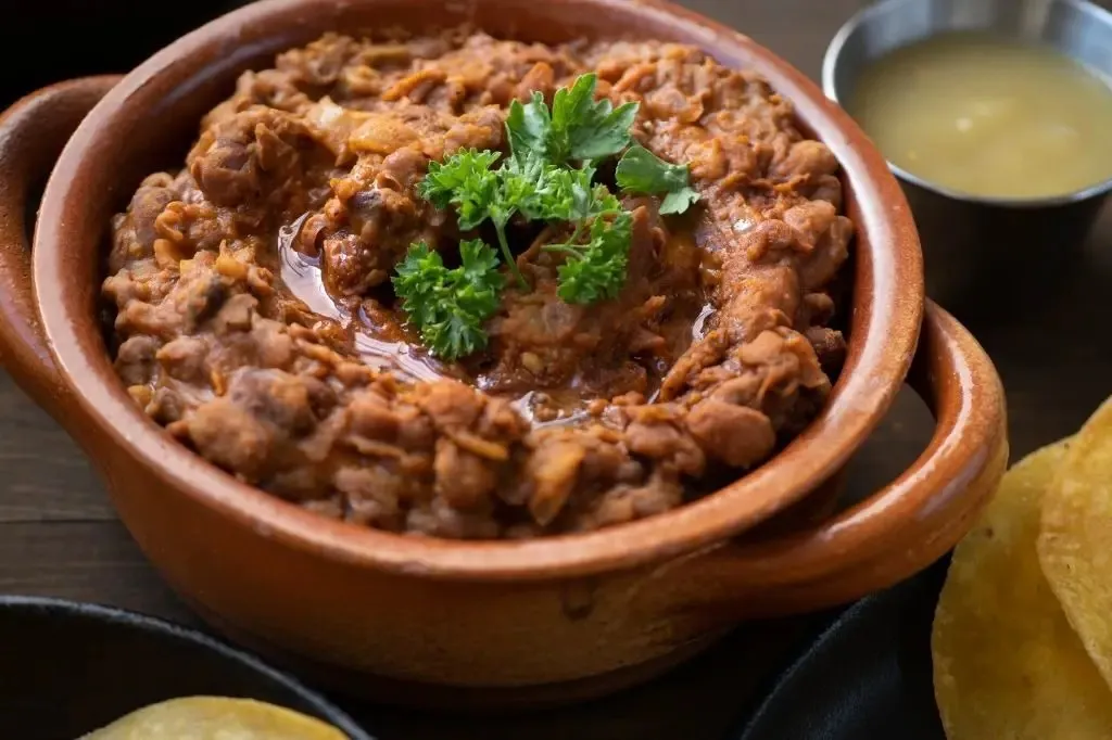Enchiladas refried bean mashed