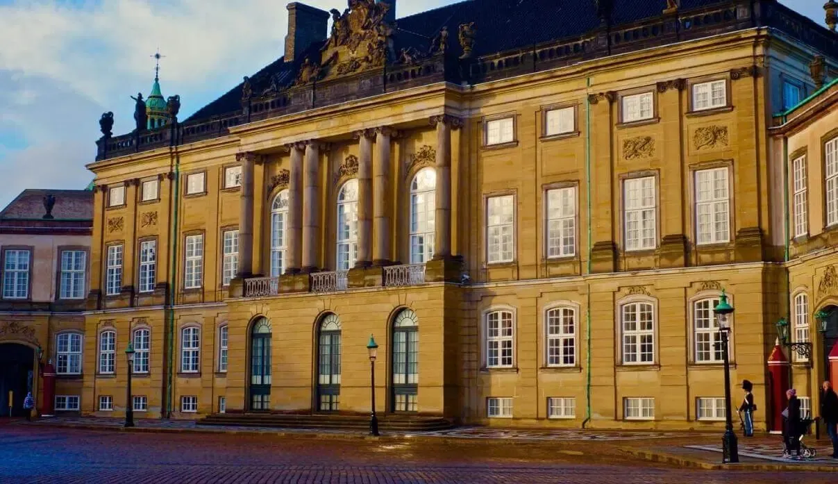 Amalienborg copenhagen palace tickets viator choose board tours