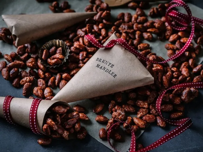 Brente mandler oppskrift