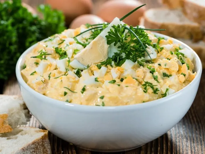 Eggesalat oppskrift